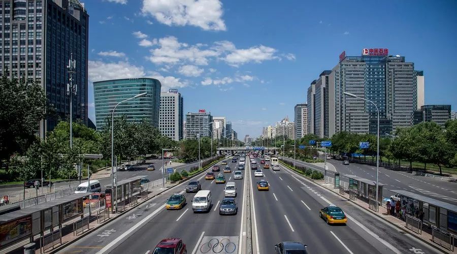 新基建筑梦智能交通